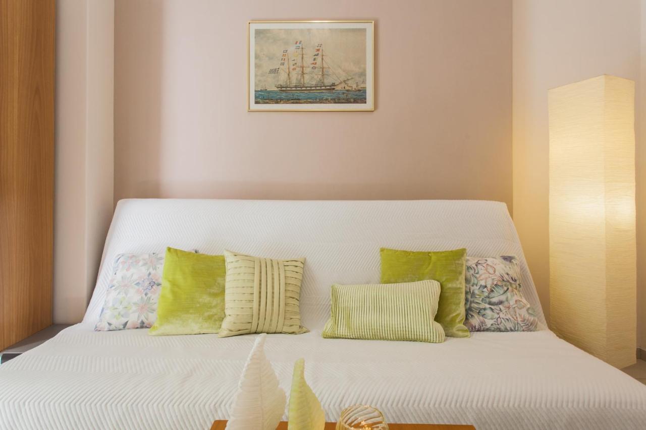 Central Apartment at Plaka 1 bed for 2 pers Athena Bagian luar foto