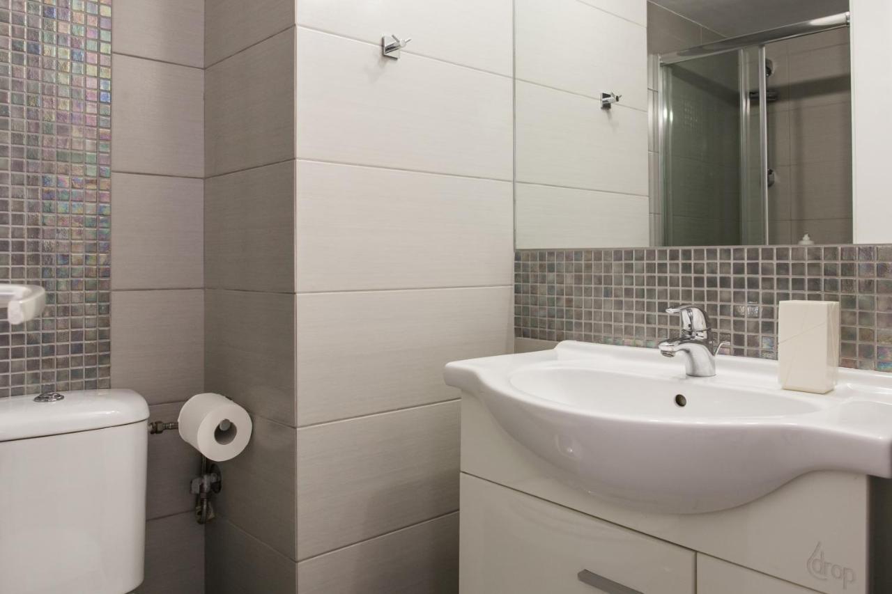 Central Apartment at Plaka 1 bed for 2 pers Athena Bagian luar foto