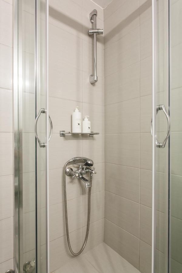 Central Apartment at Plaka 1 bed for 2 pers Athena Bagian luar foto